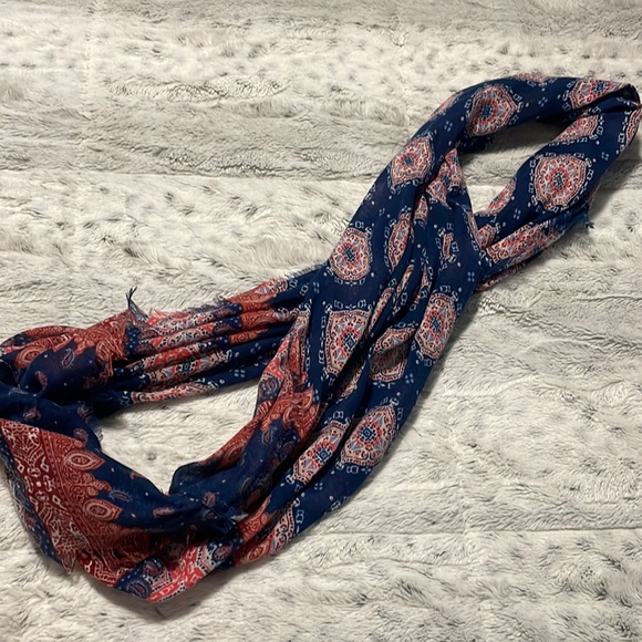Infinity scarf - Picture 2 of 6